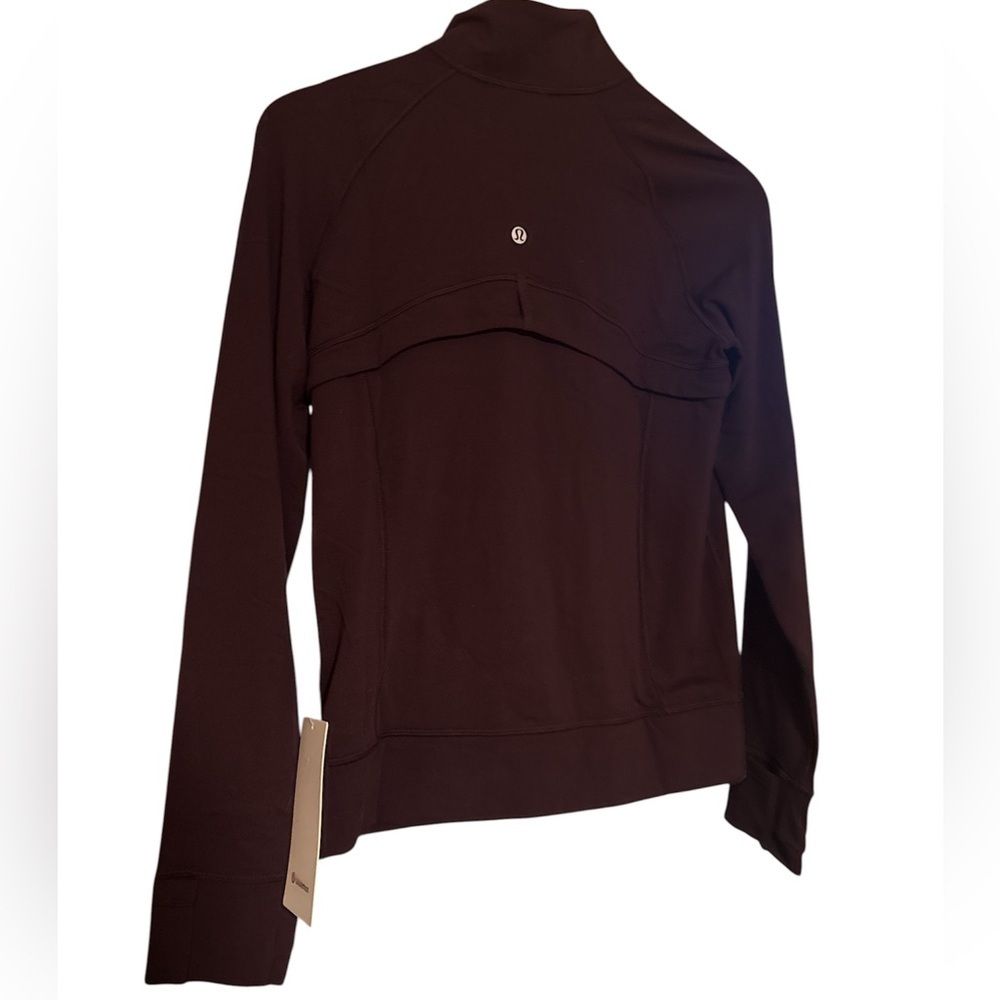 🔥 Lululemon Define Track Jacket Luon NWT Sz 4 Black Plum - Picture 8 of 9